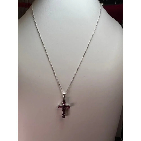 Raspberry rhodolite garnet cross pendant and chain necklace in sterling silver - Picture 11 of 16